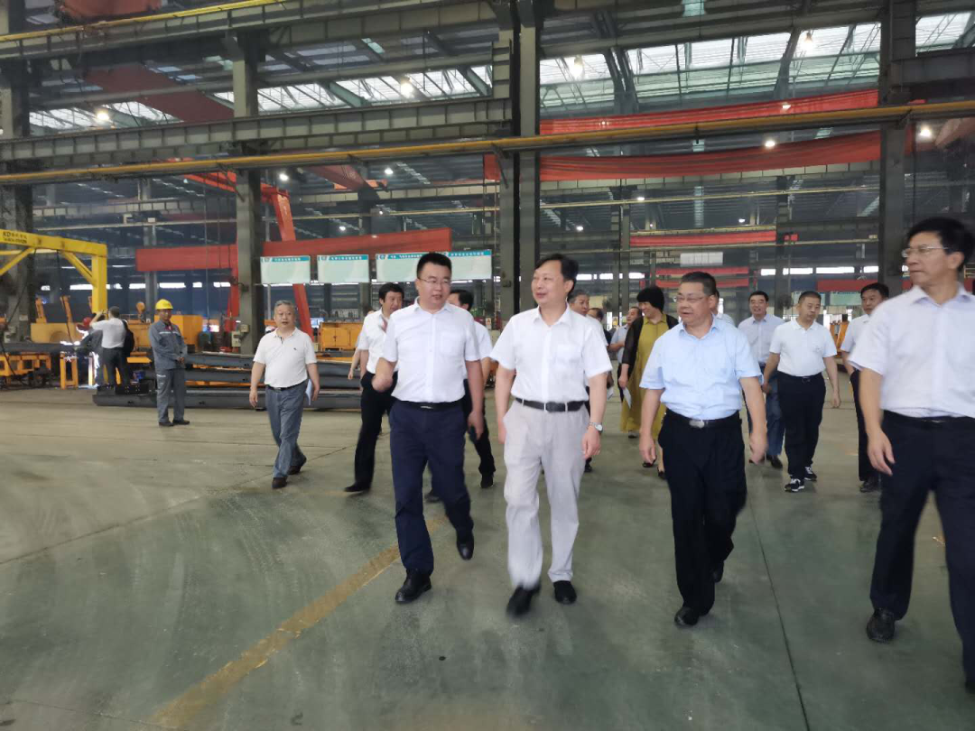 市人大常委會(huì)主任夏衛(wèi)東一行蒞臨湖北楚勝調(diào)研"專用救援裝